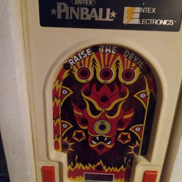 Raise The Devil 1980 Electronic Hand-Held PinBall Arcade Game by ENTEX - Picture 5 of 14
